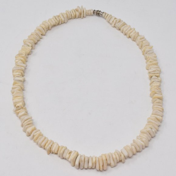 Vintage Puka Shell Necklace 17.75" Choker Beach Casual Island Surf Hippie Boho - Picture 3 of 7